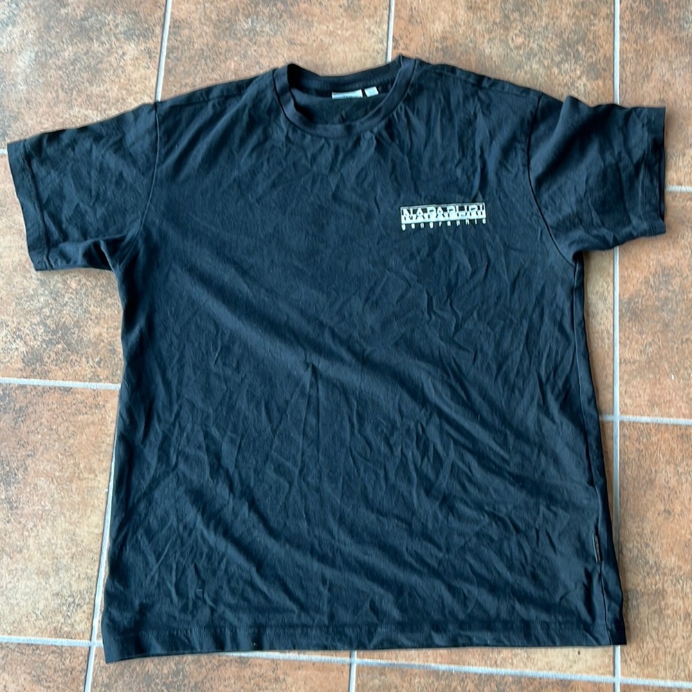 Napapijri black back print T-Shirt in black Size Large